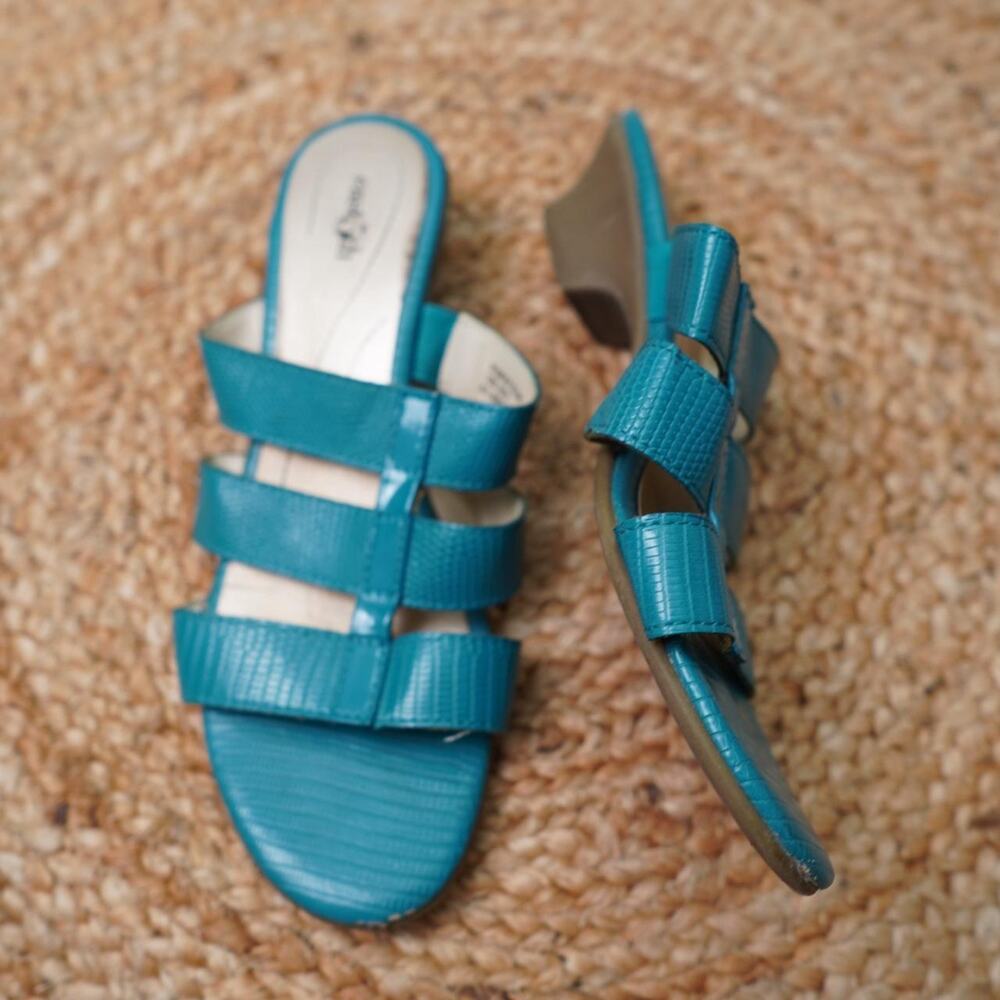 East 5th Slide Sandals Teal 8.5M Textured